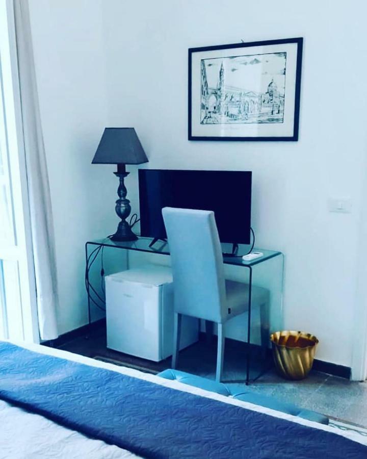B&B Charme Centre-Ville Artistic & Literary Rooms Палермо Екстериор снимка