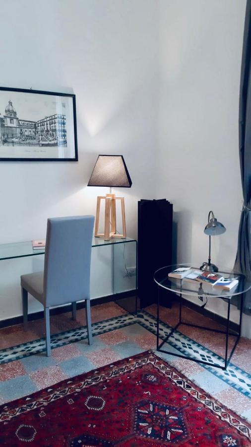 B&B Charme Centre-Ville Artistic & Literary Rooms Палермо Екстериор снимка